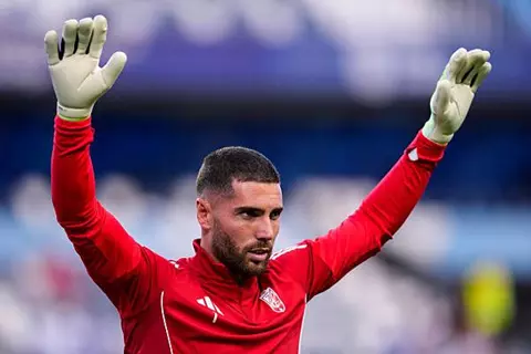 لوكا زيدان يتصدر قائمة الجزائر لمواجهتي الصومال وأوغندا بتصفيات كأس العالم 2026